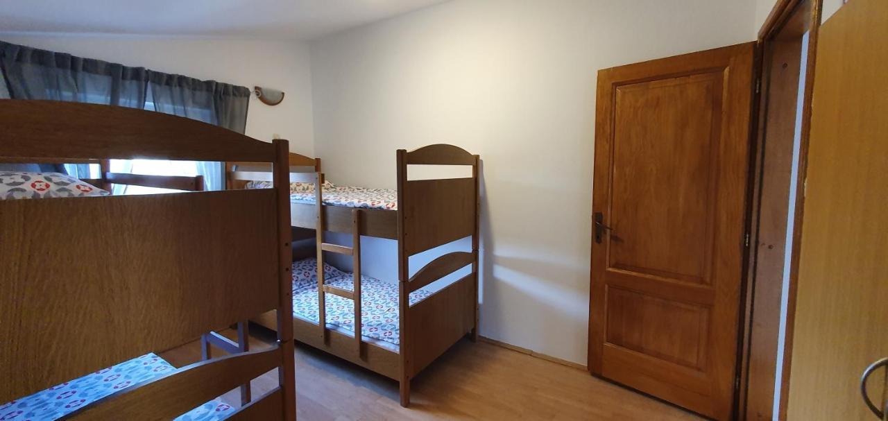 Apartments Kolak 罗戈兹尼察 外观 照片