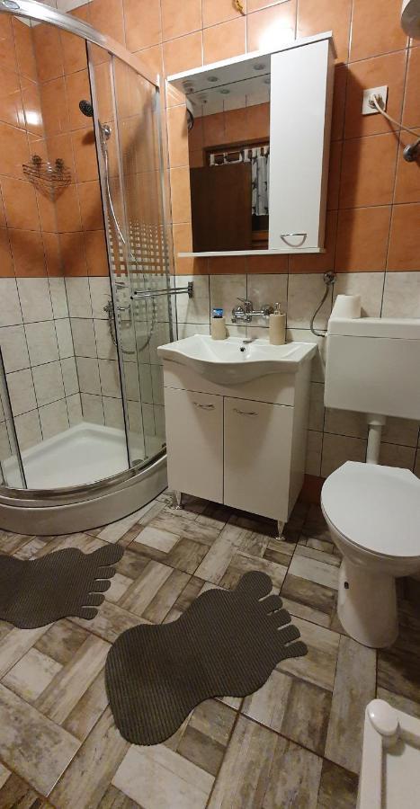 Apartments Kolak 罗戈兹尼察 外观 照片