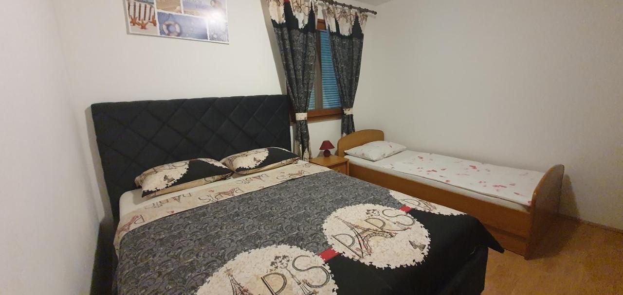Apartments Kolak 罗戈兹尼察 外观 照片